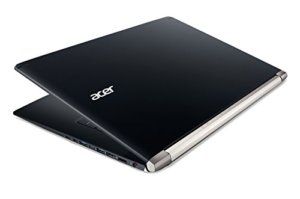 Poker Laptop - Acer Aspire V 17 Nitro (VN7-793G-738J)